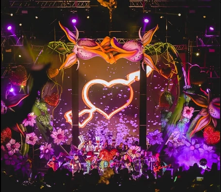 Imagen de la fiesta de disfraces de Paraná