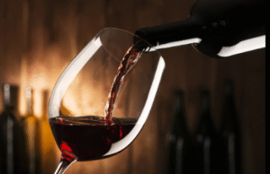 Vino tinto de la Bodega Cuello Roca